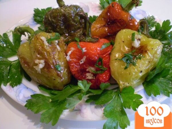 Фото рецепта: «Жареный болгарский перец с чесноком и зеленью»