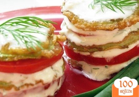 Фото рецепта: «Кабачки в кляре с помидорами»
