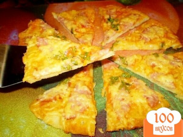Фото рецепта: «Пицца с колбасой и сыром»