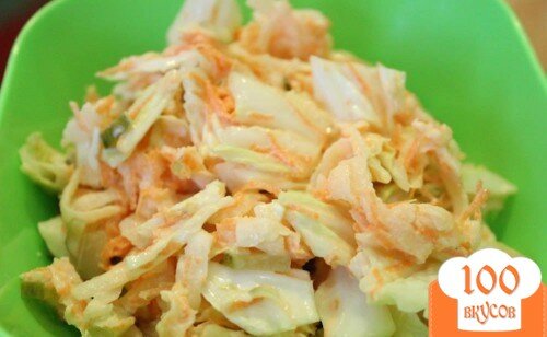 Фото рецепта: «Салат с пекинской капустой и дайконом "Пикантный"»