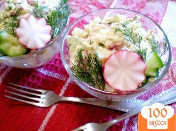 Фото рецепта: «Овощной салат с копченым сыром»
