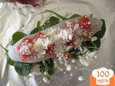 Фото рецепта: «Запеченная рыба с томатом и сыром фета»