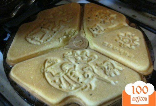 Фото рецепта: «Печенье из детства в формовой сковороде»