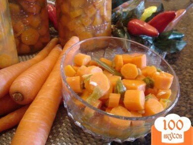 Фото рецепта: «Салат из моркови с халапеньо»