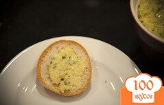 Фото рецепта: Гренки с сыром и чесноком
