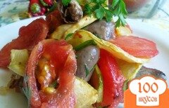 Фото рецепта: Салат теплый с овощами и куриными сердечками
