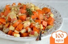 Фото рецепта: Гарнир из запеченной тыквы и овощей