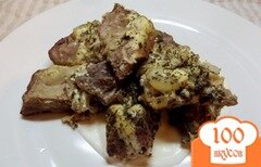 Фото рецепта: Мясо запеченное слоями с горчицей и луком"Нежное"