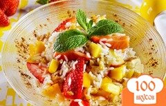 Фото рецепта: Горячий рисовый салат с фруктами