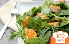 Фото рецепта: Салат с лососем и зеленью