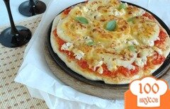 Фото рецепта: Пицца с куриным филе и ананасом