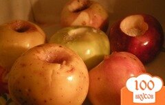 Фото рецепта: Яблоки запеченные с сахаром, кунжутом, гвоздикой, ванильным сахаром и шоколадом