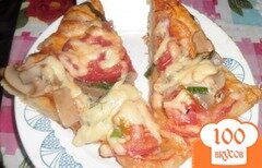 Фото рецепта: Домашняя пицца для всей семьи на кефире
