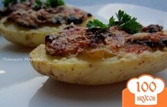 Фото рецепта: Картофельные лодочки с грибами и луком пореем