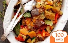 Фото рецепта: Баклажаны, тушеные с овощами