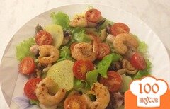 Фото рецепта: Теплый салат с морепродуктами