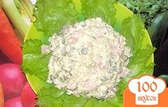 Фото рецепта: Салат с колбасой и яйцами