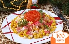 Фото рецепта: Салат с крабовыми палочками и помидорами