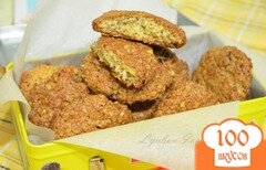 Фото рецепта: Печенье с геркулесом и фундуком