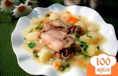 Фото рецепта: Картофель тушёный с курицей и горошком