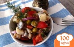 Фото рецепта: Салат из сельди, картофеля и помидоров