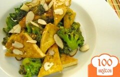 Фото рецепта: Жареные брокколи с тофу