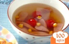 Фото рецепта: Колбасный суп с кукурузой