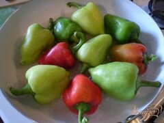 «Жареный болгарский перец с чесноком и зеленью» - приготовления блюда - шаг 2