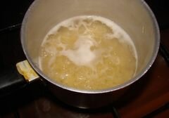 «Молочный суп с вермишелью» - приготовления блюда - шаг 1