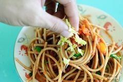 «Спагетти с базиликом и помидорами» - приготовления блюда - шаг 6