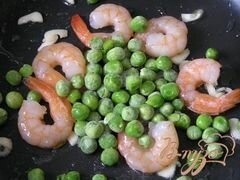 «Фунчоза с креветками и зеленым горошком» - приготовления блюда - шаг 4