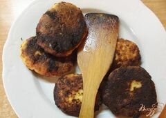 «Сырники тушеные в сметанном соусе» - приготовления блюда - шаг 3
