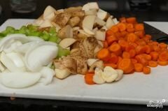 «Овощной суп с курицей» - приготовления блюда - шаг 1