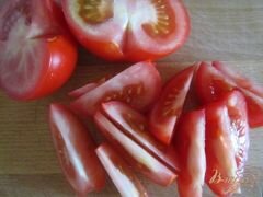 «Салат из свежих помидор с имбирем» - приготовления блюда - шаг 2