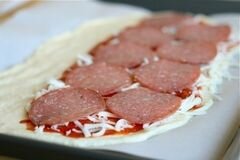 «Стромболи (пицца-рулет)» - приготовления блюда - шаг 4