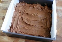 «Брауни с ореховым маслом, зефиром и шоколадными чипсами» - приготовления блюда - шаг 7
