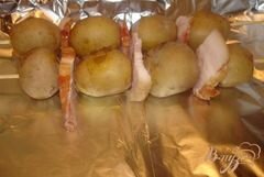«Картофельные шашлычки» - приготовления блюда - шаг 2