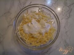 «Канапе с двумя видами сыра и маринованными яйцами» - приготовления блюда - шаг 3