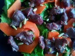 «Салат с гусиными желудочками конфи и папайей» - приготовления блюда - шаг 4