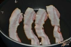 «Свиные котлеты со сливочным соусом и беконом» - приготовления блюда - шаг 3