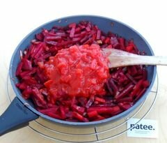 «Красный борщ с фасолью и савойской капустой» - приготовления блюда - шаг 9