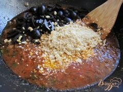 «Спагетти с мясным фаршем и маслинами» - приготовления блюда - шаг 6