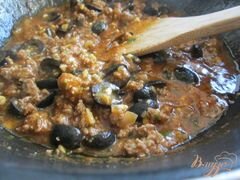 «Спагетти с мясным фаршем и маслинами» - приготовления блюда - шаг 7