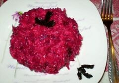 «Свекольный салат с черносливом и рисом» - приготовления блюда - шаг 6