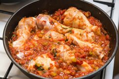 «Куриные ножки в томатном соусе» - приготовления блюда - шаг 4