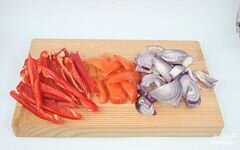 «Салат с помидорами, ветчиной и сыром» - приготовления блюда - шаг 1