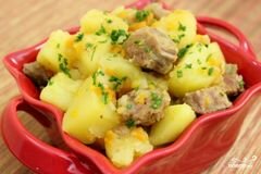 «Картофель тушёный с мясом» - приготовления блюда - шаг 5
