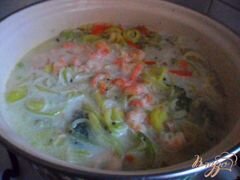 «Сырный суп с креветками "Послепраздничный"» - приготовления блюда - шаг 4