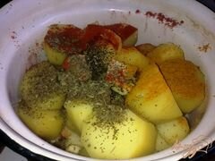 «Запеченная, пряная картошка» - приготовления блюда - шаг 1