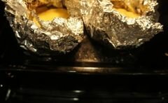 «Мясо, запеченное в фольге с картофелем» - приготовления блюда - шаг 6